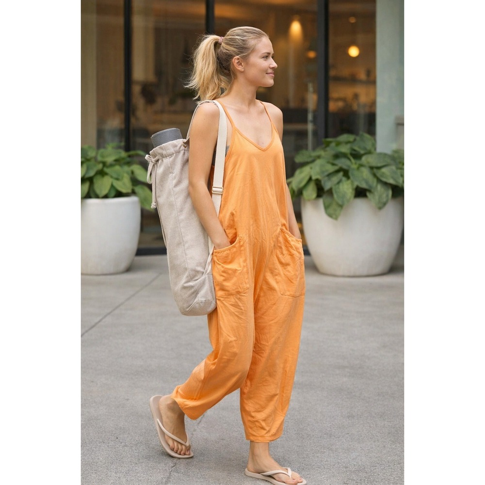 NWOT Trendy‎ Queen Creamy Orange Sleeveless Harem Jumpsuit Spaghetti Strap Small